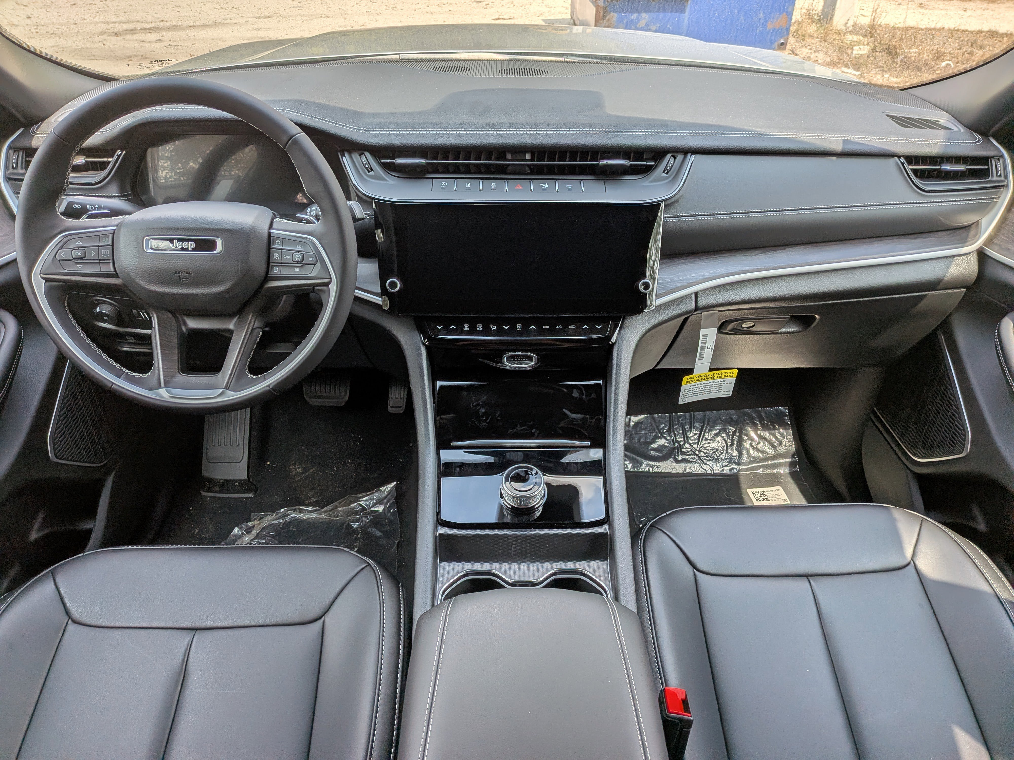 New 2026 Jeep Grand Cherokee Limited w/ Limited Altitude Package RWD image 14