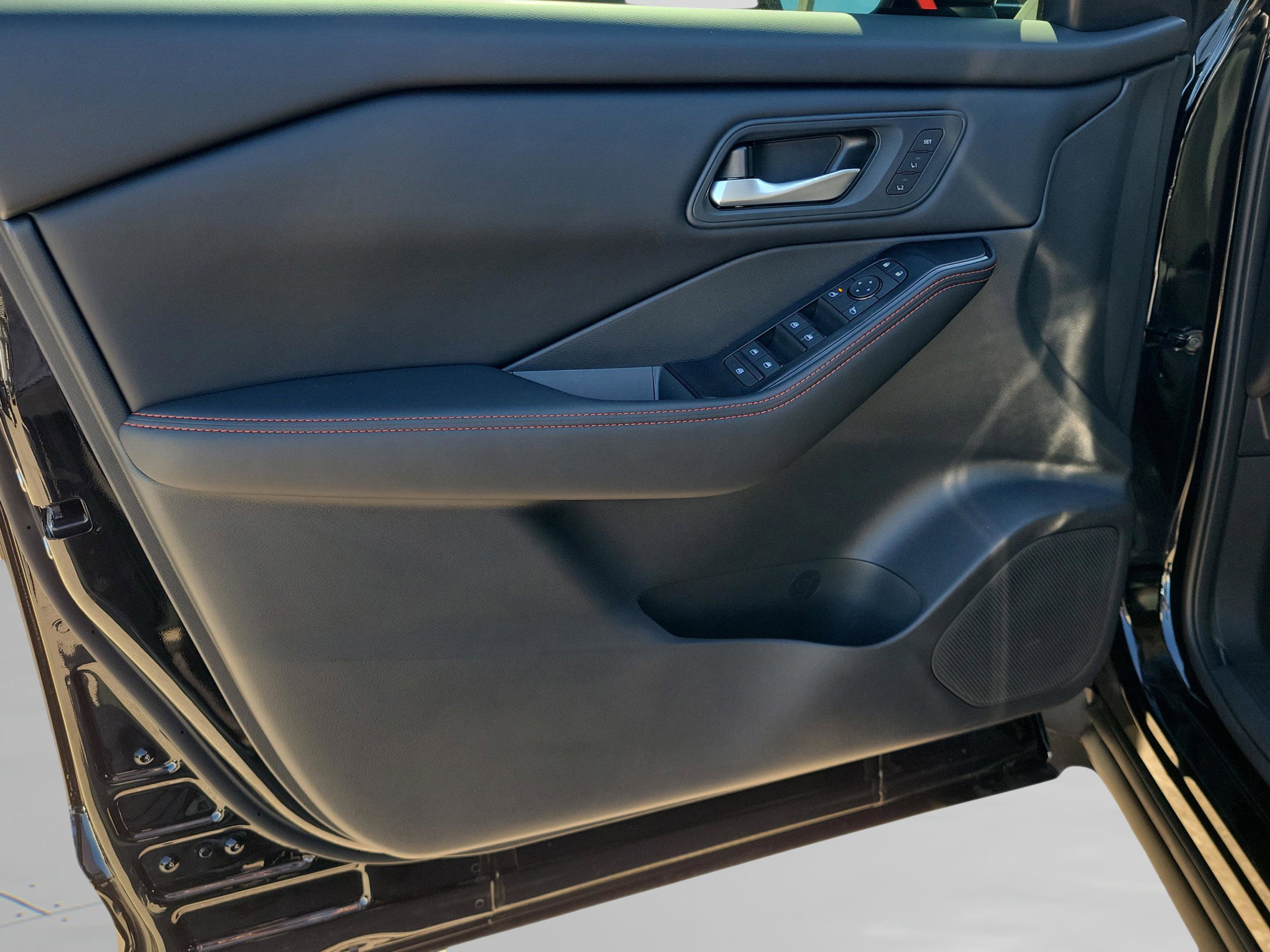 New 2026 Nissan Rogue SV AWD/4WD image 20