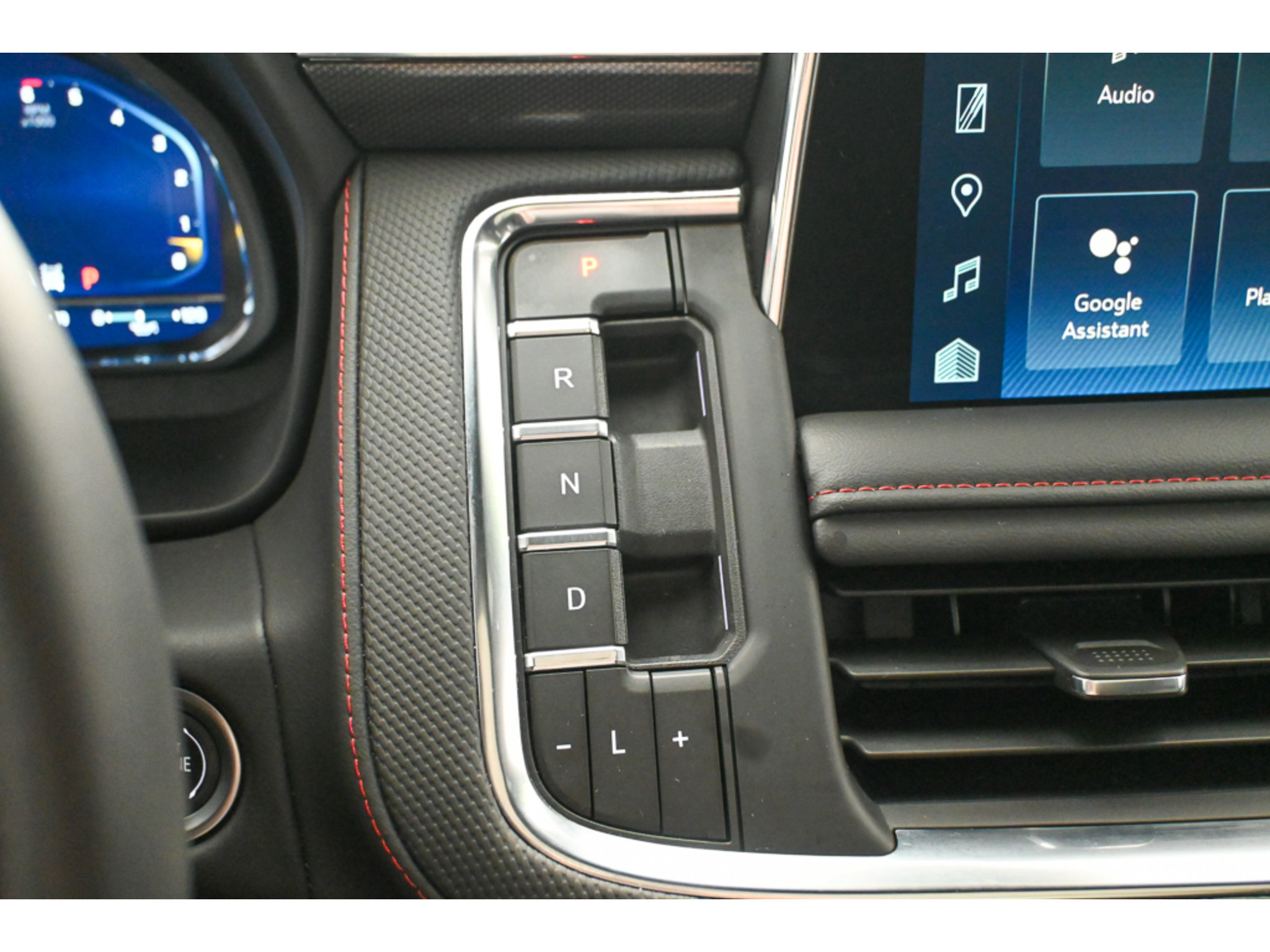 Used 2024 Chevrolet Tahoe RST w/ Luxury Package AWD/4WD image 44