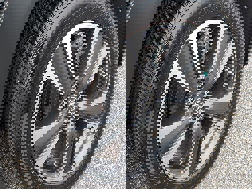 Used 2020 Lexus UX 200 w/ Premium Package image 22