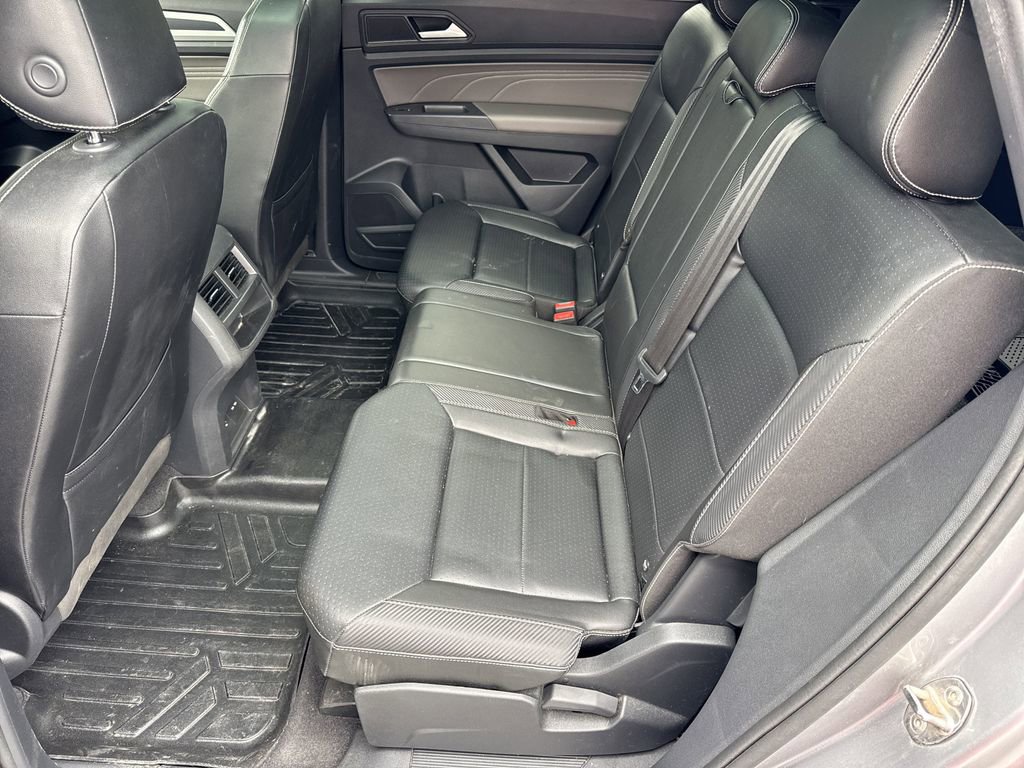 Used 2021 Volkswagen Atlas Cross Sport SE FWD image 20