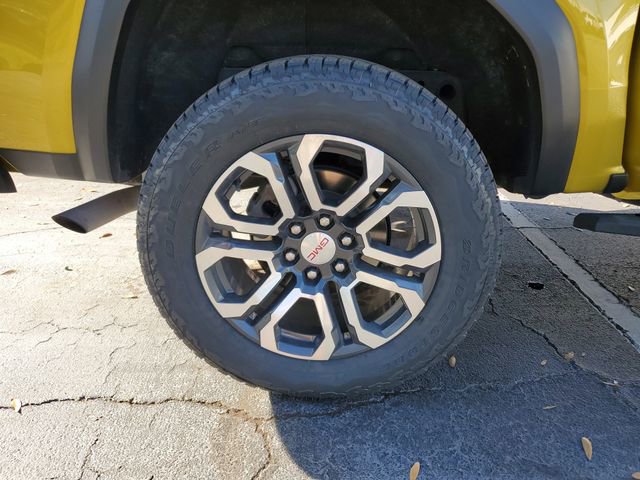 Used 2023 GMC Canyon AT4 image 5