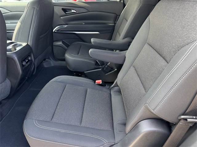 Certified 2025 Chevrolet Traverse LT image 8