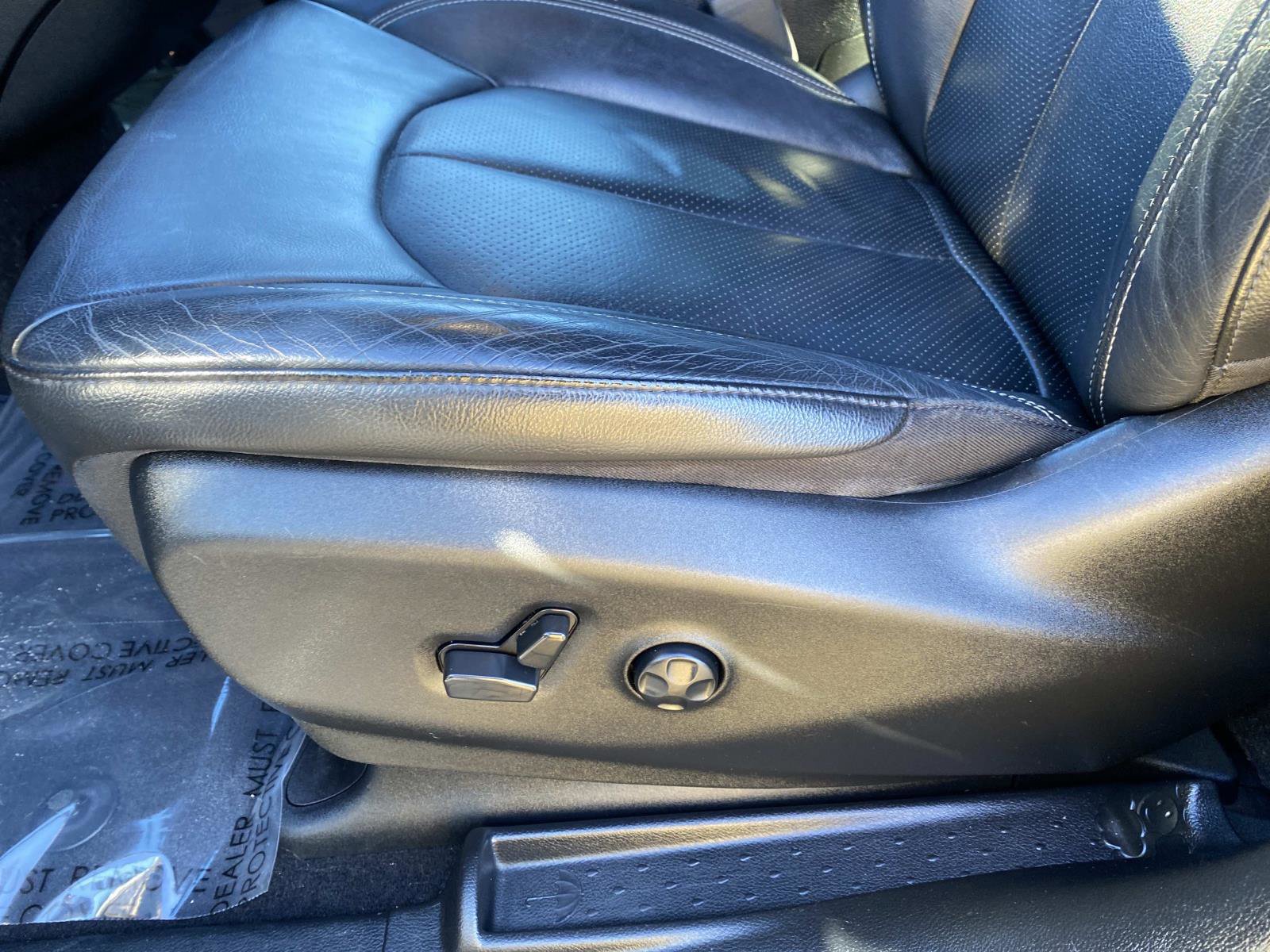 Used 2021 Chrysler Pacifica Touring-L w/ Premium & Safety Sphere Group image 22