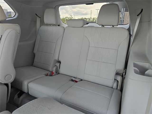 New 2026 Buick Enclave Avenir w/ Super Cruise Package image 17