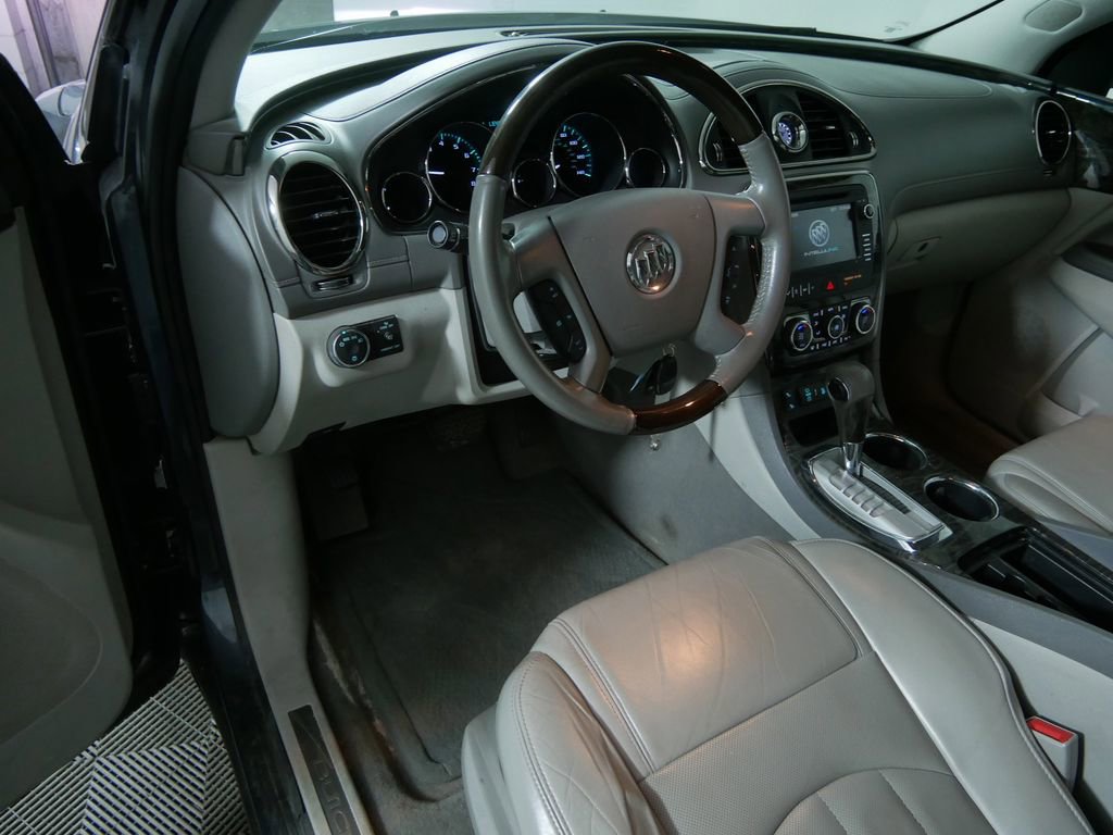 Used 2013 Buick Enclave Leather image 11