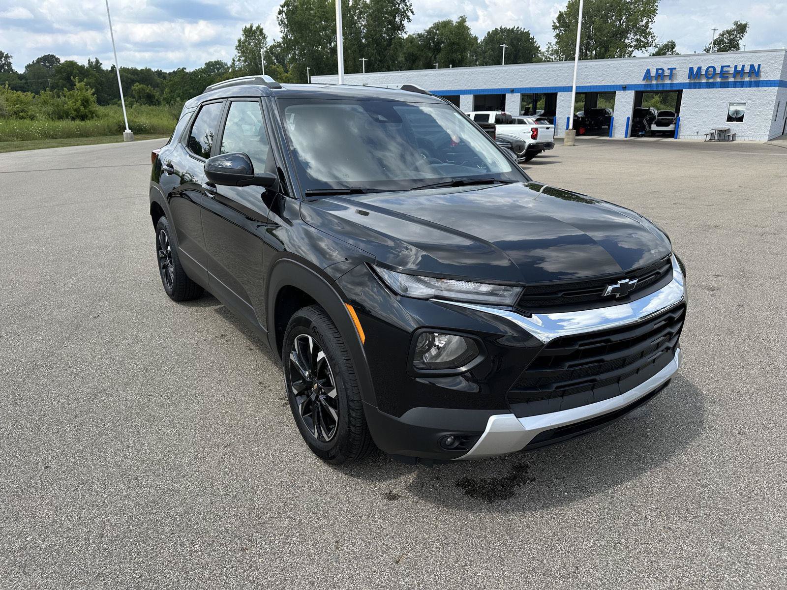 Certified 2023 Chevrolet TrailBlazer LT w/ Convenience Package AWD/4WD image 9