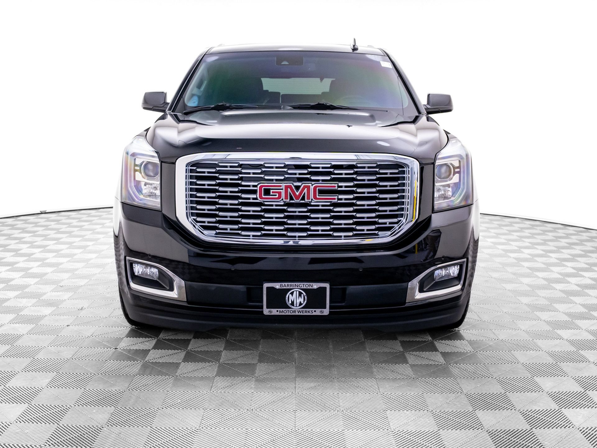 Used 2018 GMC Yukon Denali AWD/4WD image 9