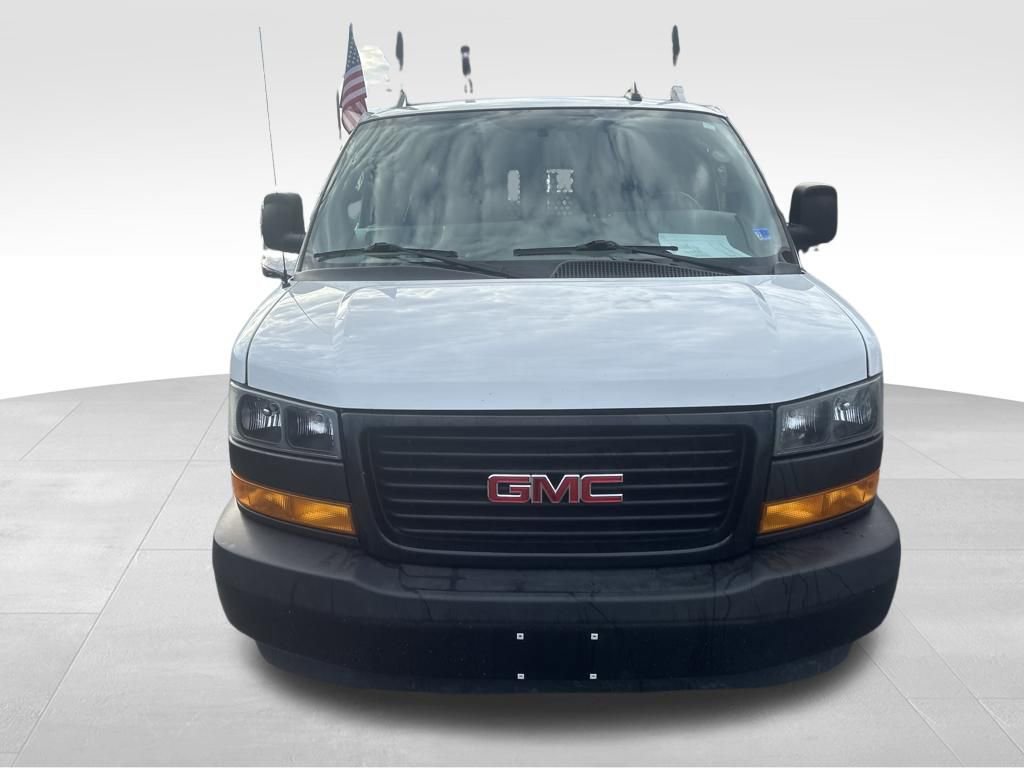 Used 2021 GMC Savana 2500 Extended w/ Driver Convenience Package image 5