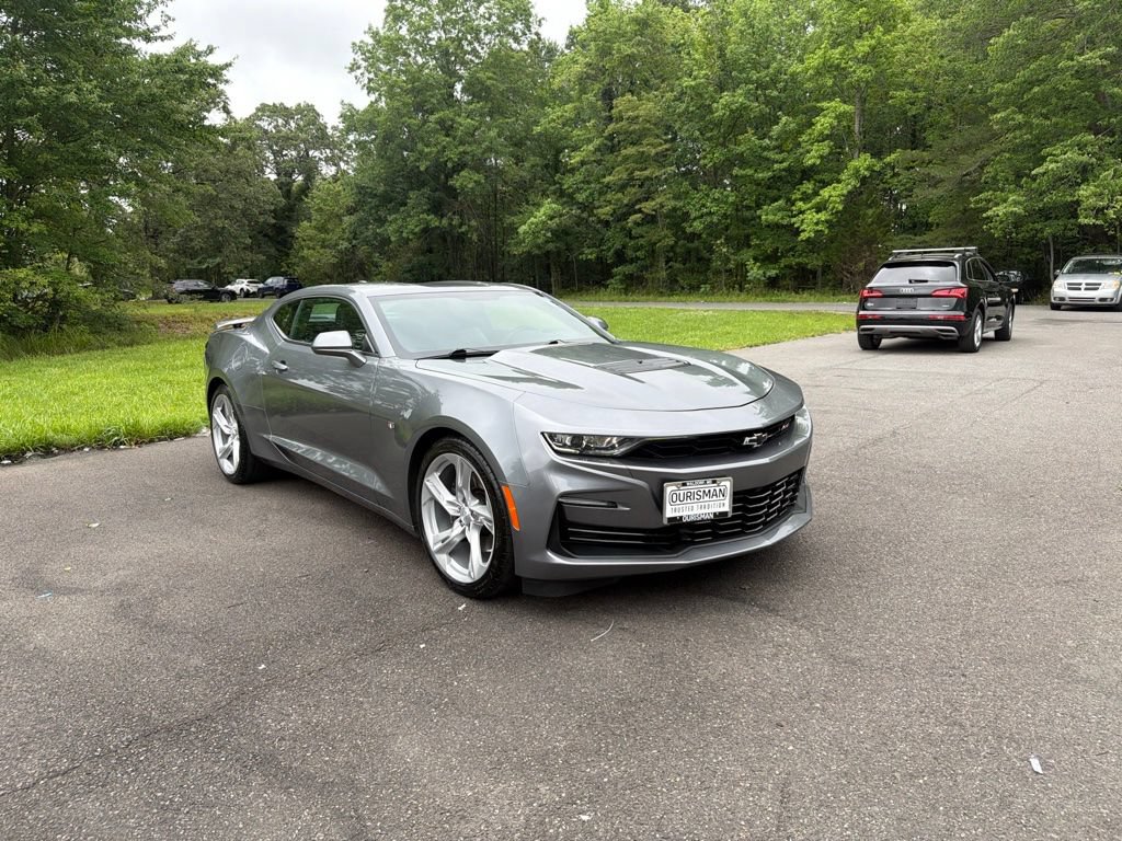 Used 2020 Chevrolet Camaro SS RWD image 1