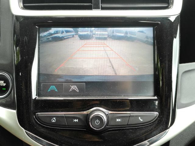 Used 2017 Chevrolet Sonic LT w/ Convenience Package FWD image 8