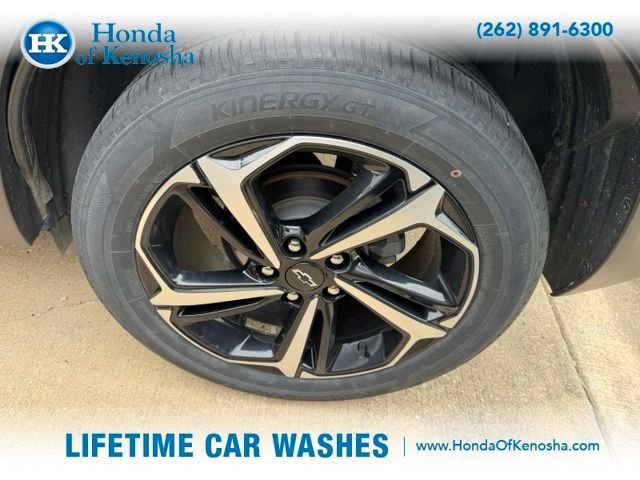 Used 2023 Chevrolet TrailBlazer RS FWD image 3