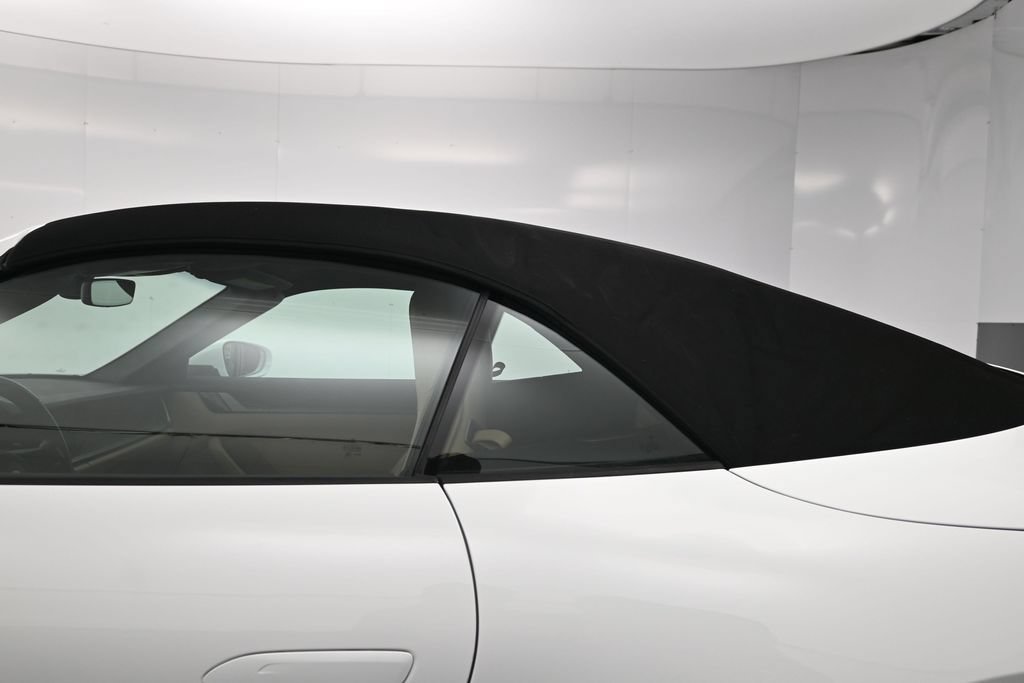 Certified 2020 Porsche 911 Carrera 4S AWD/4WD image 35
