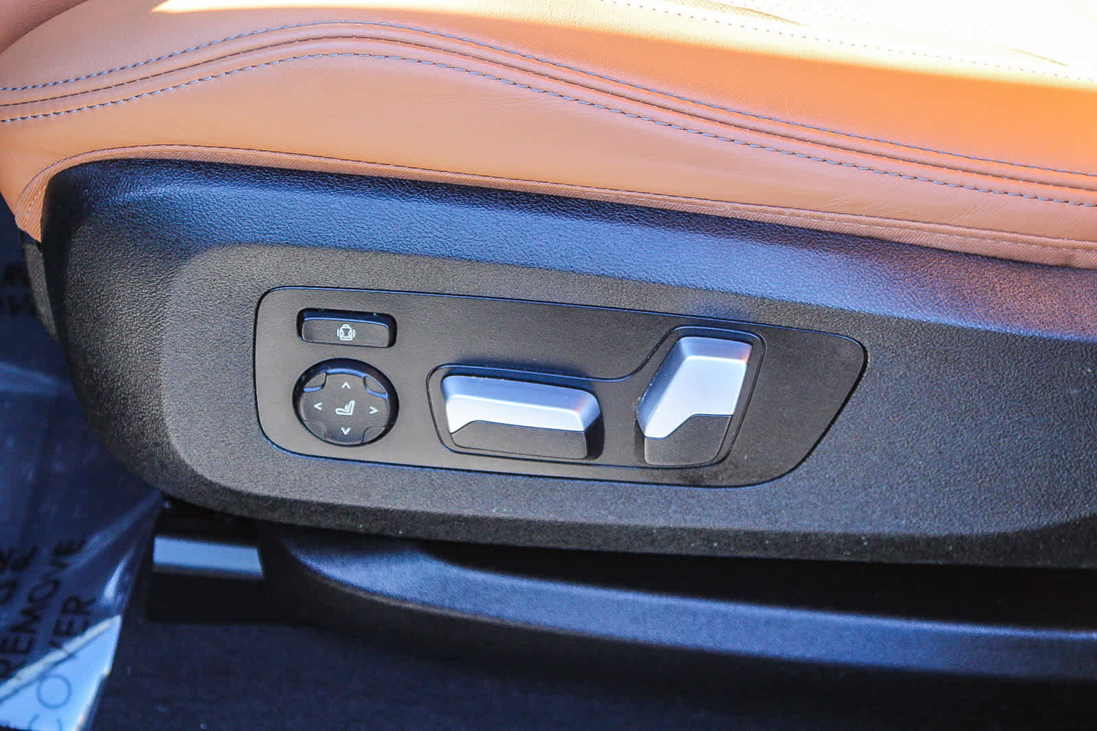 Certified 2023 BMW X6 xDrive40i image 21