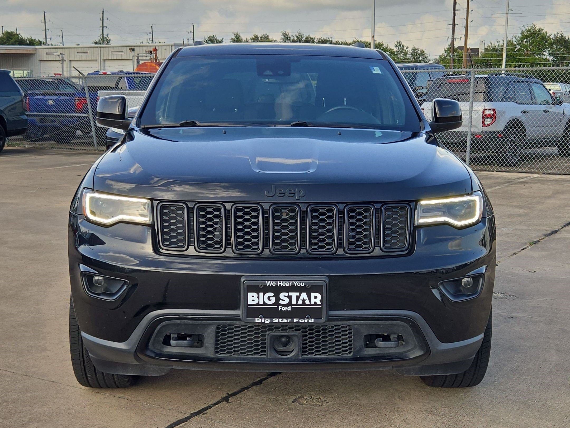 Used 2021 Jeep Grand Cherokee Freedom Edition AWD/4WD image 9