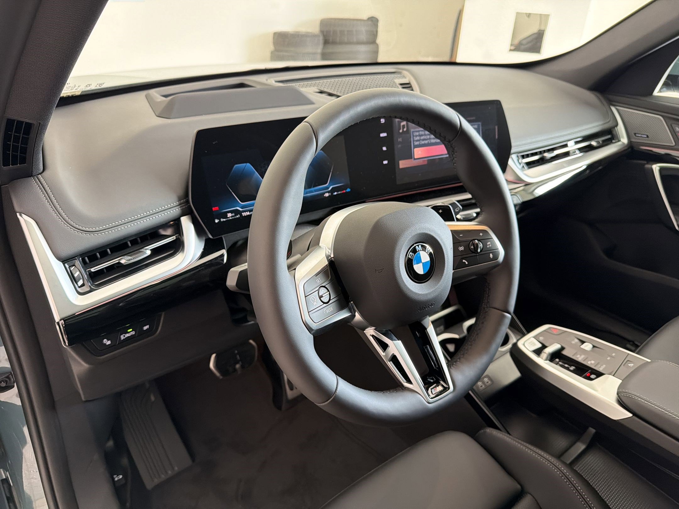 New 2026 BMW X1 xDrive28i w/ Technology Package AWD/4WD image 4