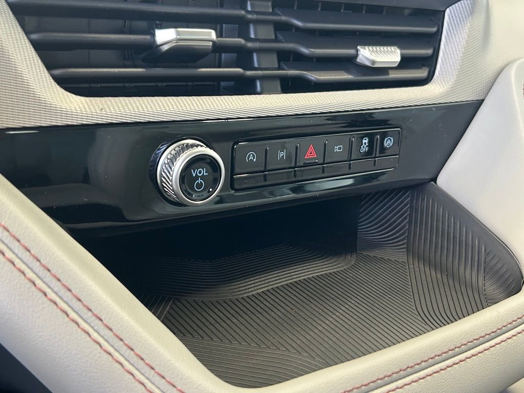 New 2026 Ford Explorer Active w/ Active Comfort Package image 31