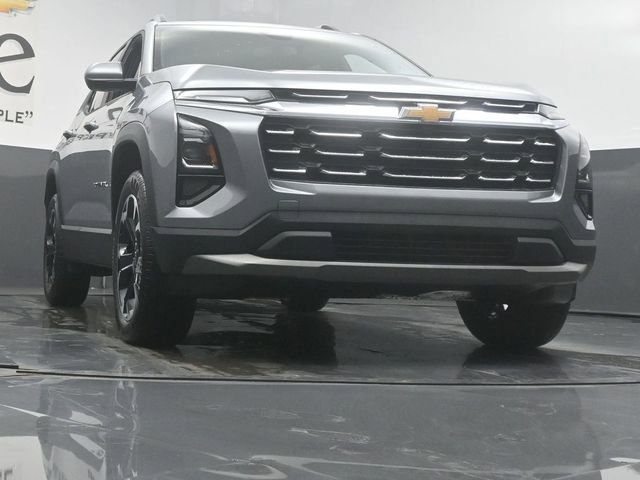 New 2026 Chevrolet Equinox LT image 3