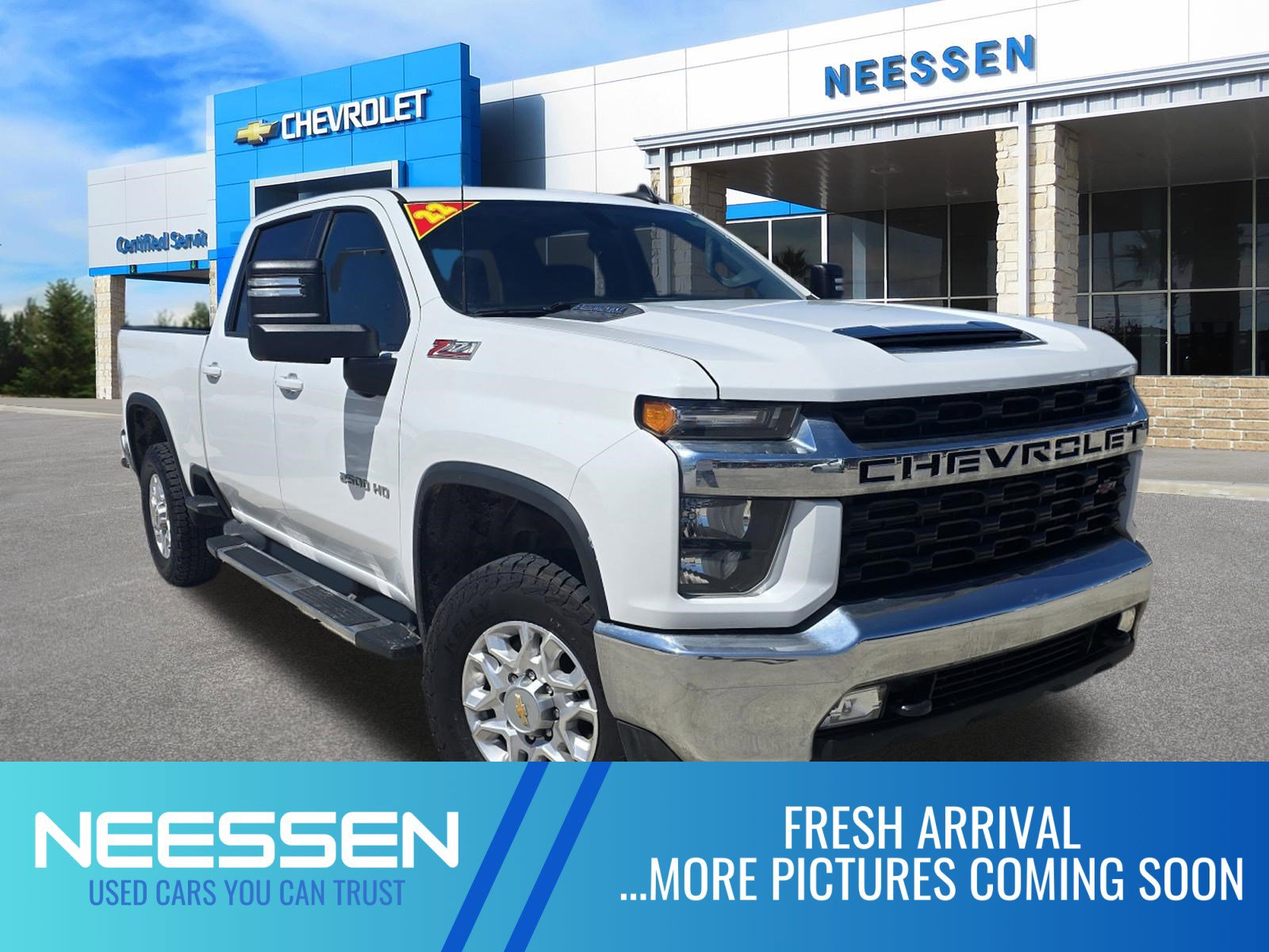 Used 2022 Chevrolet Silverado 2500 LT w/ Convenience Package image 1