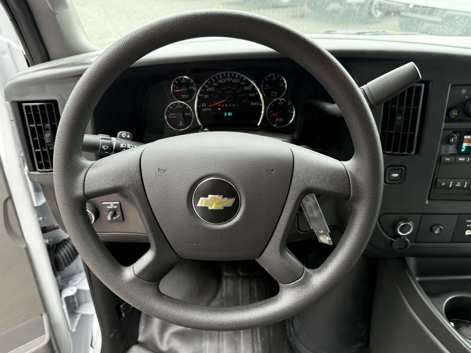 New 2025 Chevrolet Express 3500 Extended RWD image 7