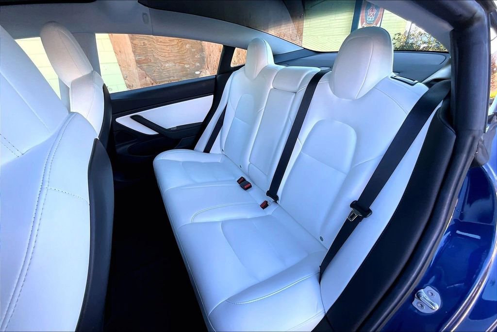 Used 2019 Tesla Model 3 Long Range image 22