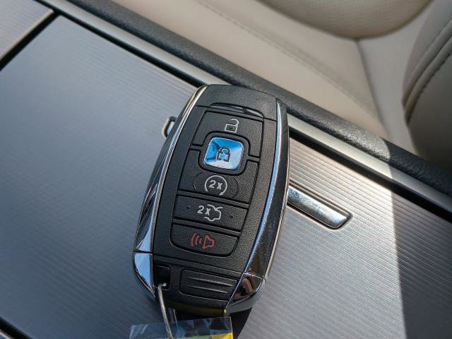 Used 2020 Lincoln MKZ Reserve w/ Elements Package image 29