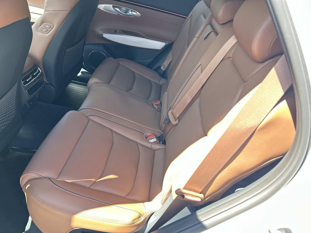 New 2026 Genesis GV70 2.5T Advanced image 21