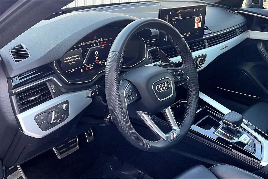 Used 2021 Audi S4 Prestige w/ Prestige Package image 17