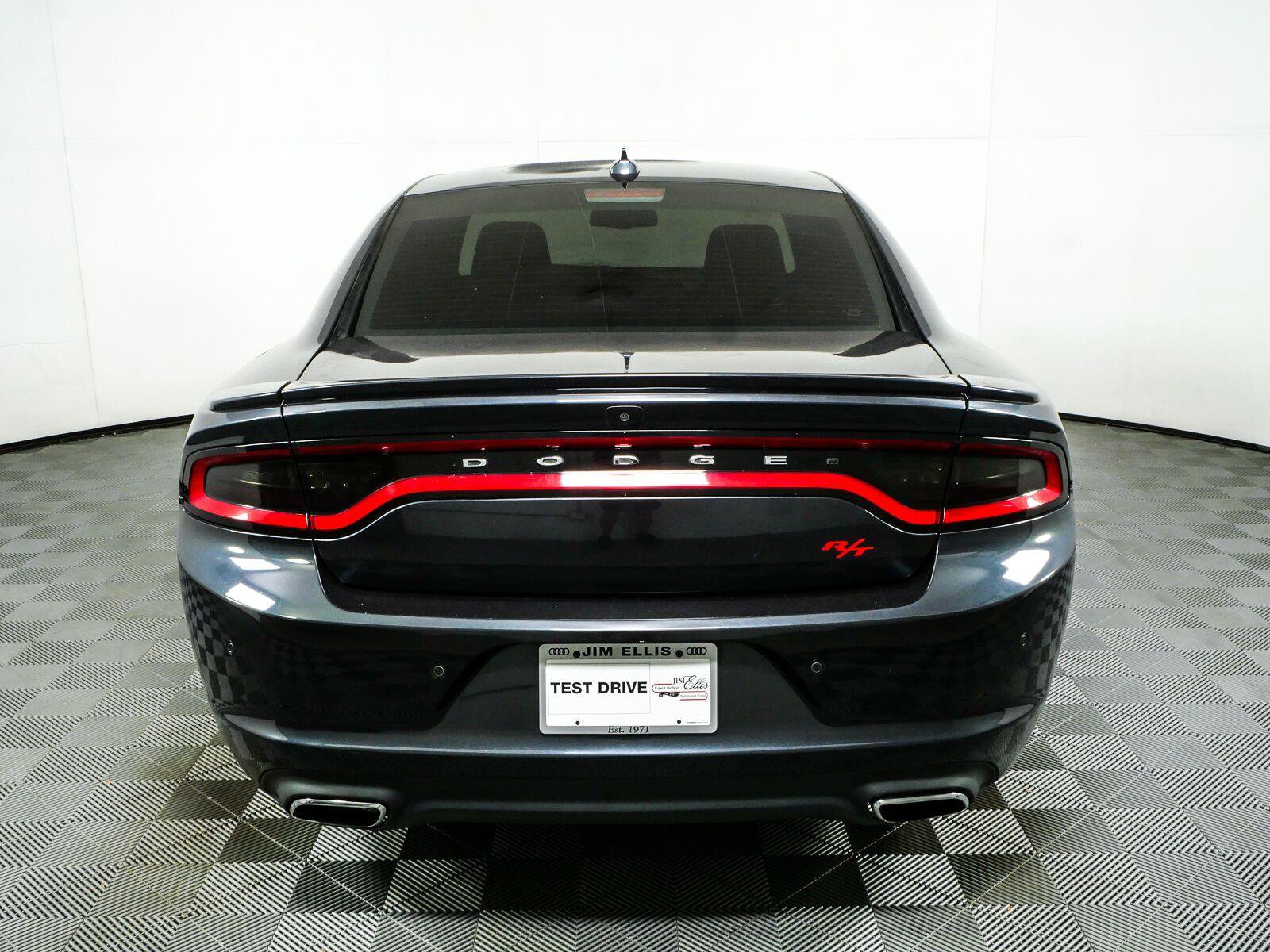 Used 2018 Dodge Charger R/T RWD image 26