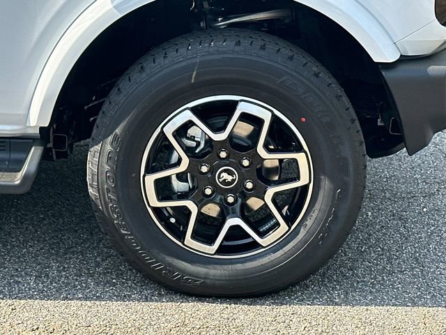 New 2026 Ford Bronco Outer Banks image 12
