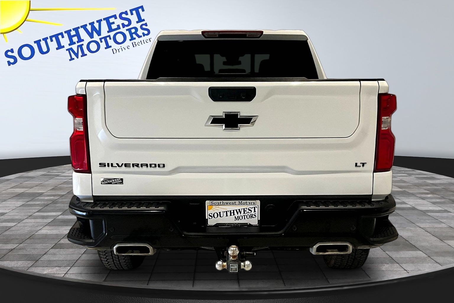 Used 2026 Chevrolet Silverado 1500 LT Trail Boss w/ LT Trail Boss Premium Package AWD/4WD image 6
