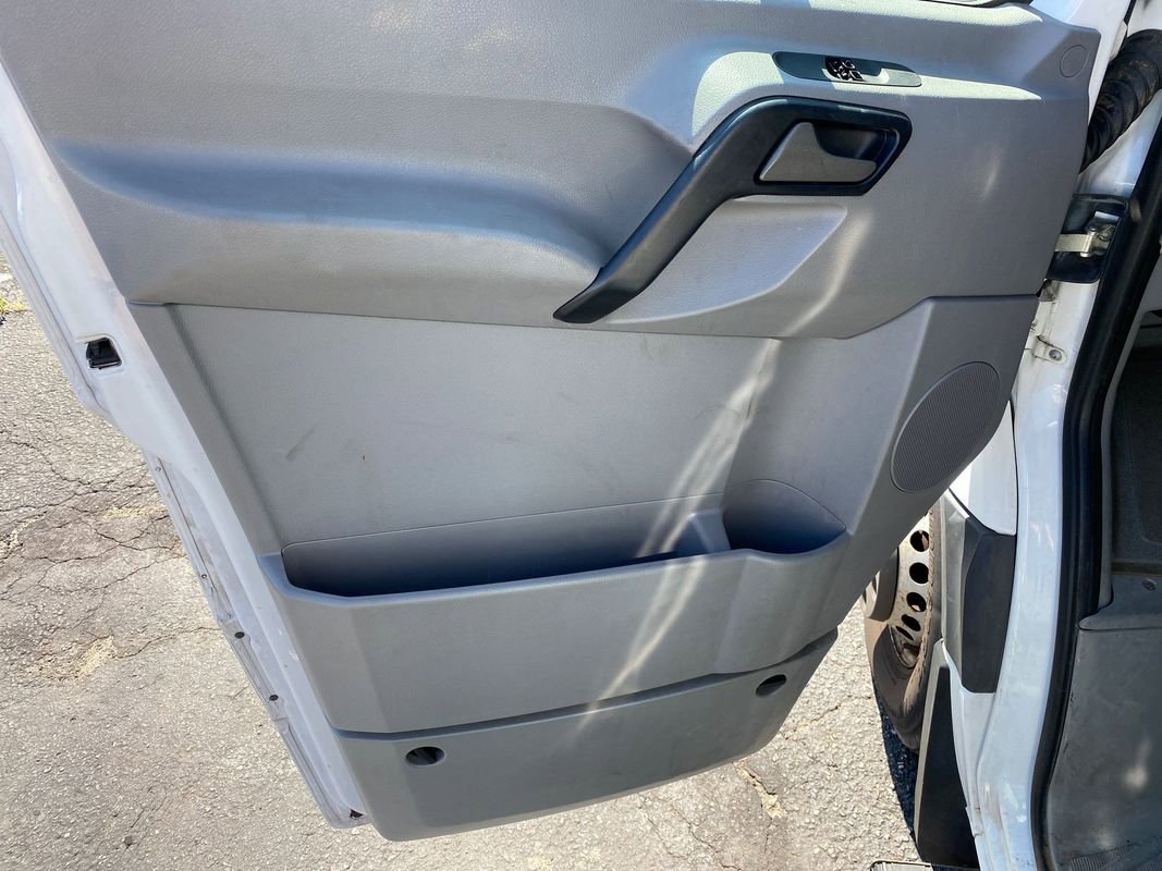 Used 2013 Freightliner Sprinter 3500 image 12