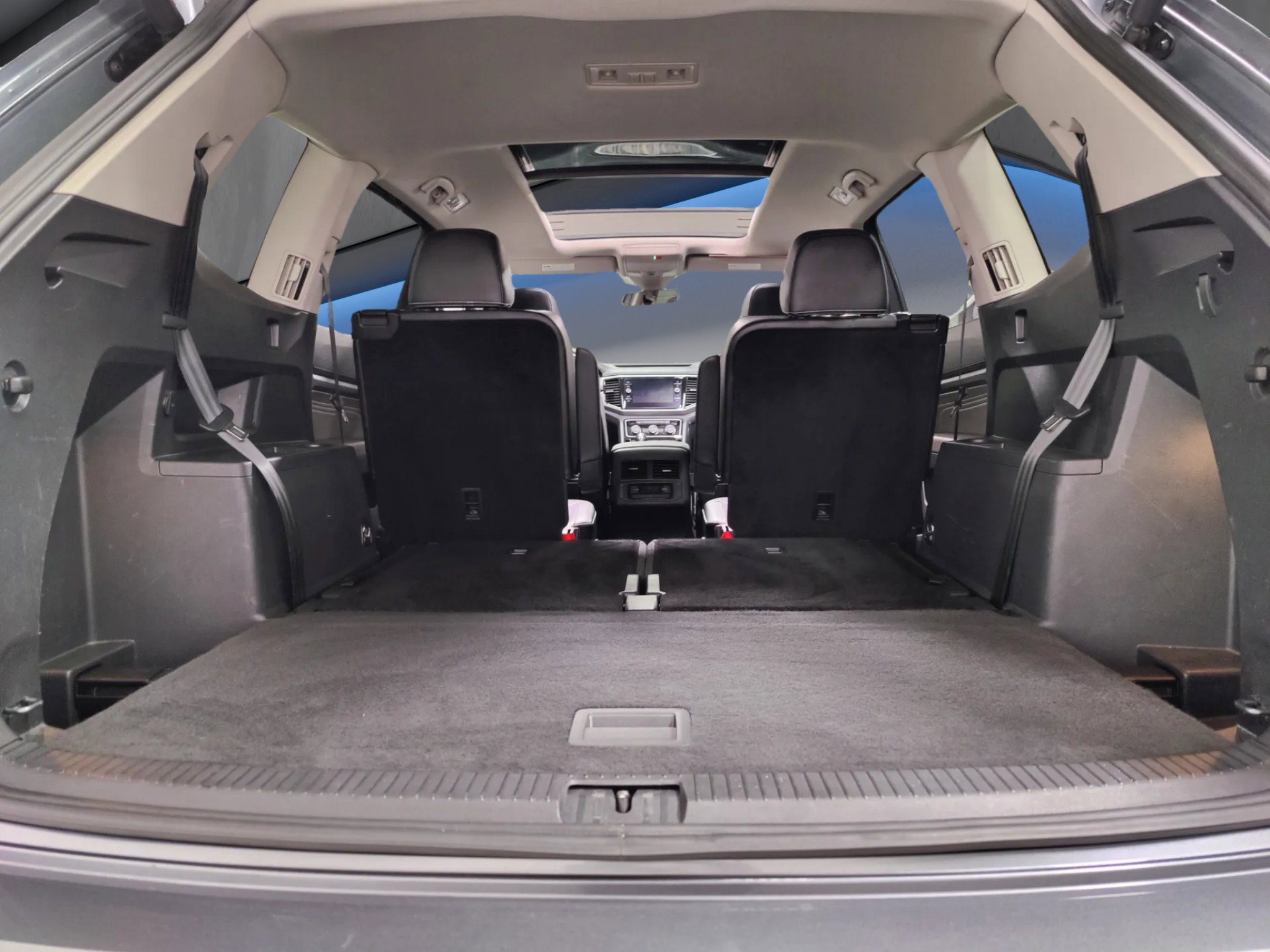 Certified 2022 Volkswagen Atlas SEL image 16