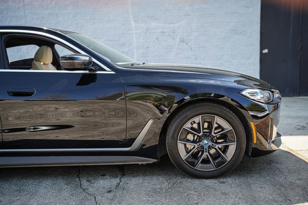 Used 2023 BMW i4 eDrive40 image 17