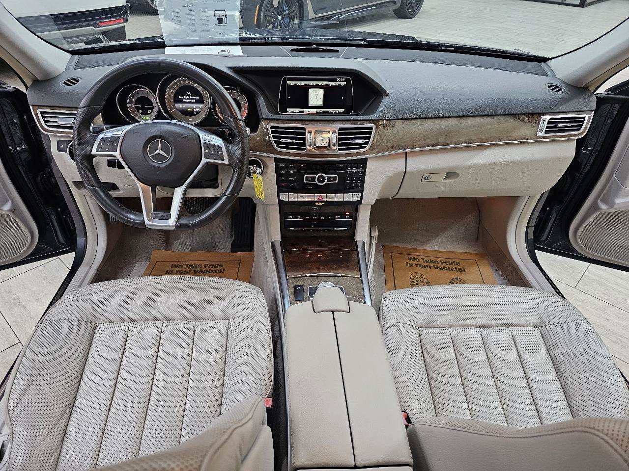 Used 2014 Mercedes-Benz E 550 4MATIC Sedan image 27