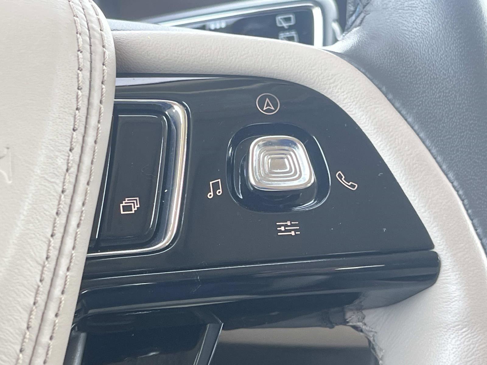 Used 2024 Lincoln Aviator Reserve w/ Equipment Group 201A AWD/4WD image 29