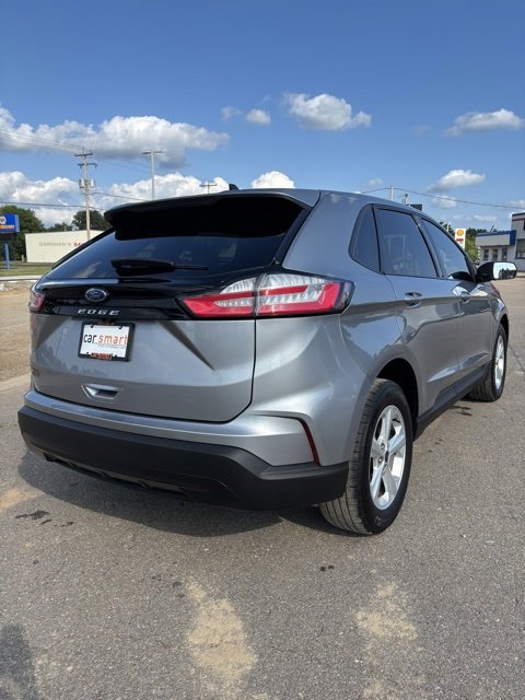 Used 2021 Ford Edge SE image 7
