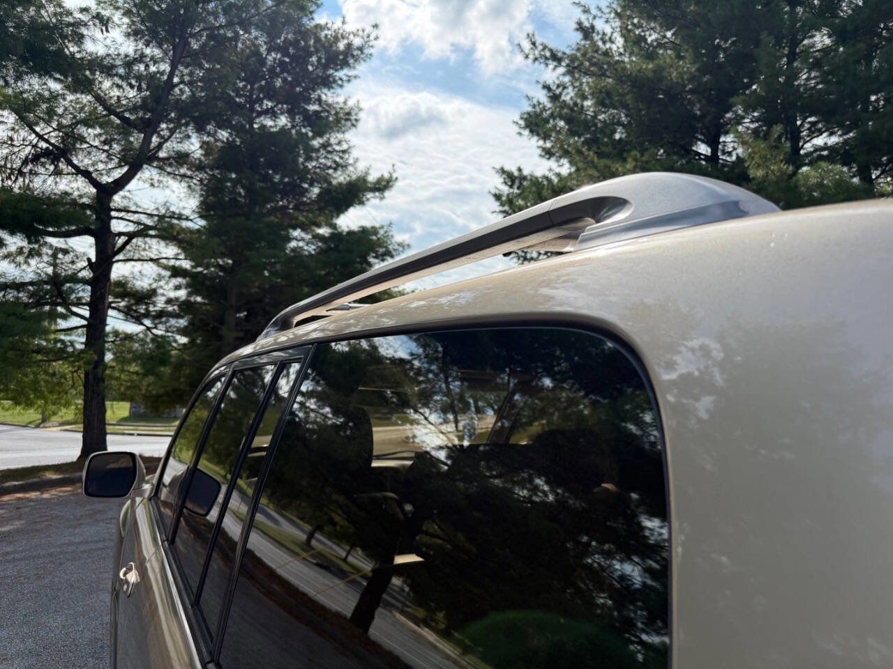 Used 2001 Lexus LX 470 4WD image 25