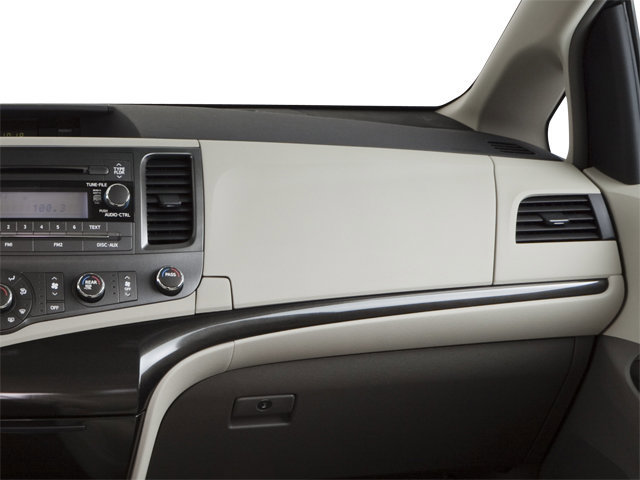 Used 2013 Toyota Sienna Limited w/ Premium Pkg AWD/4WD image 16