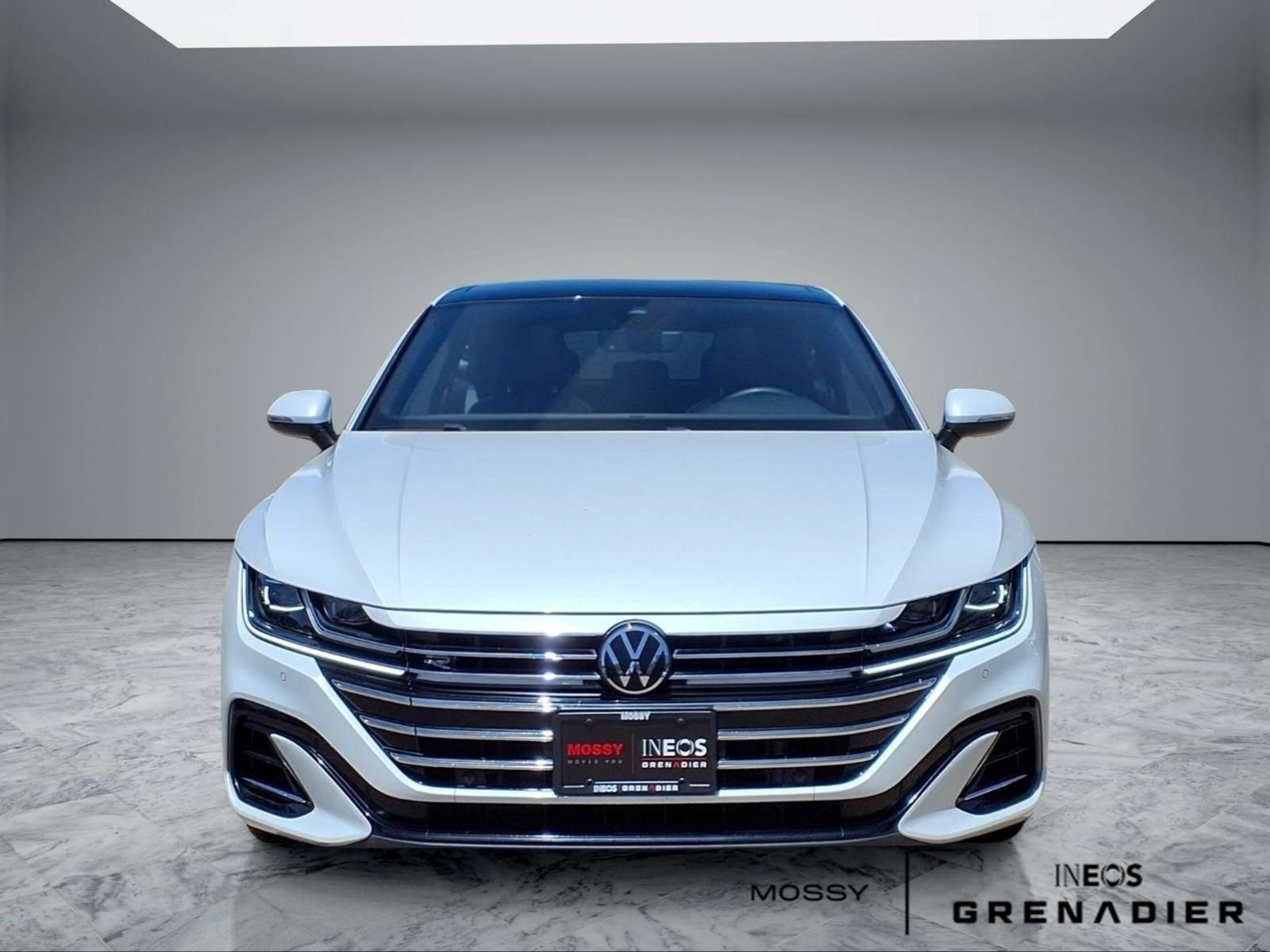 Used 2023 Volkswagen Arteon SEL AWD/4WD image 3