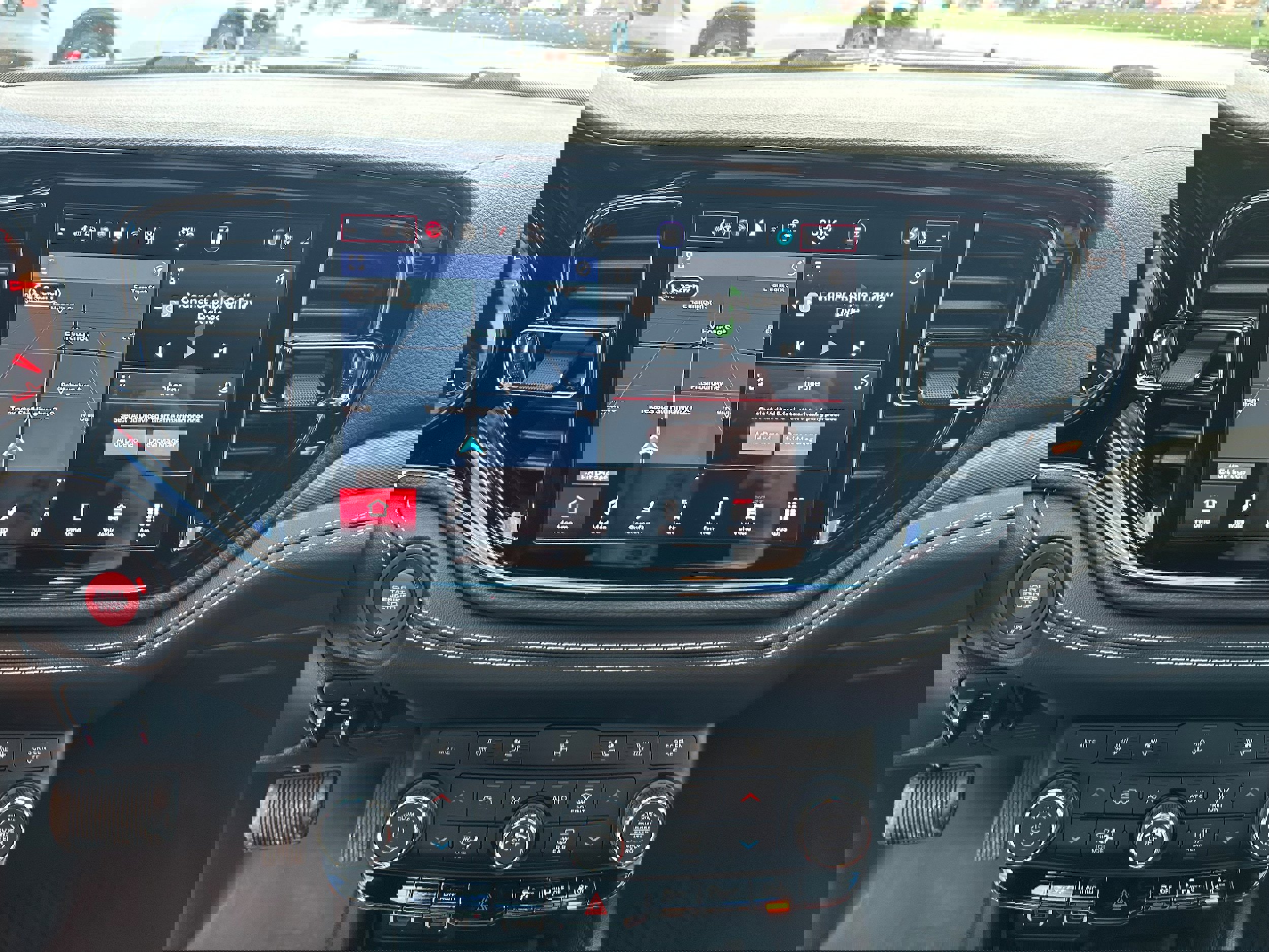 Used 2023 Dodge Durango SRT image 24