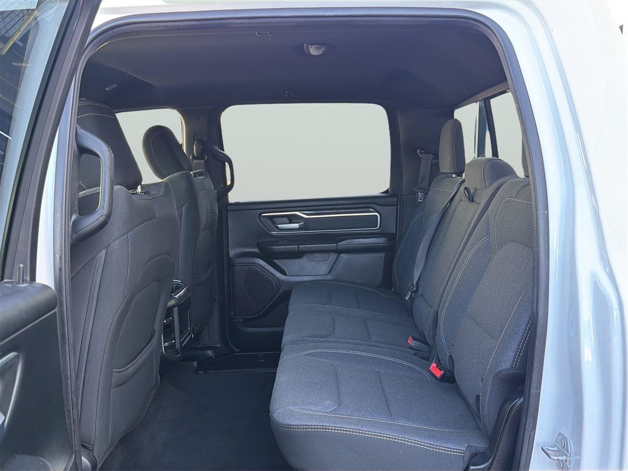 Used 2019 RAM 1500 Big Horn AWD/4WD image 15