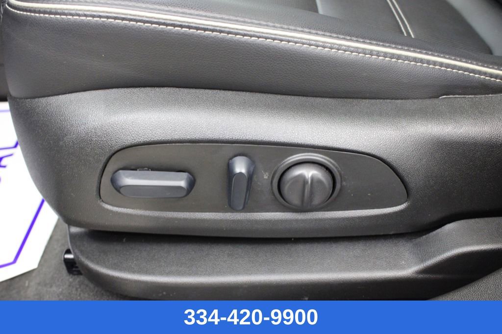 Used 2023 GMC Acadia Denali w/ Denali Ultimate Package image 19