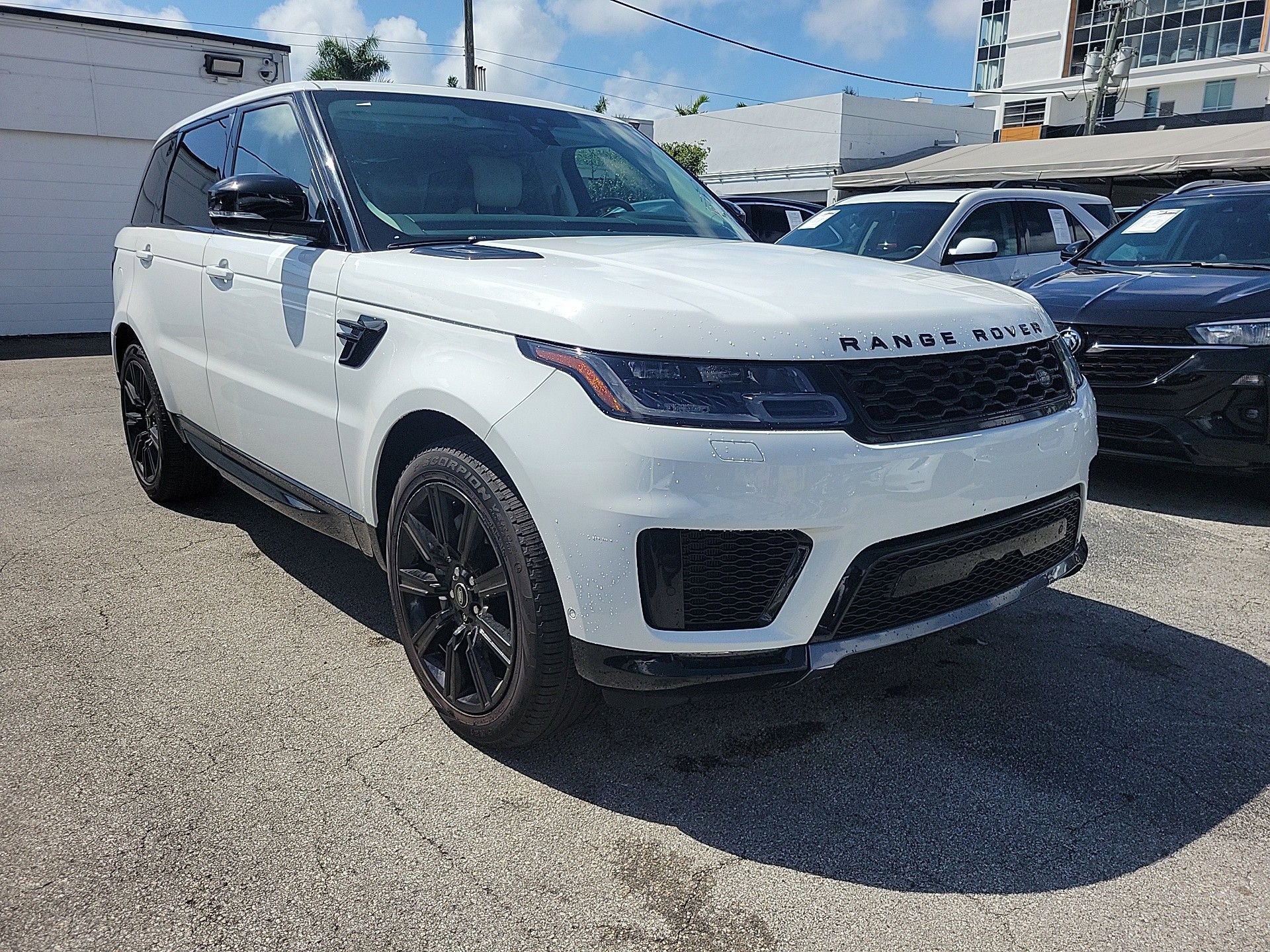 Used 2022 Land Rover Range Rover Sport HSE Silver Edition image 6