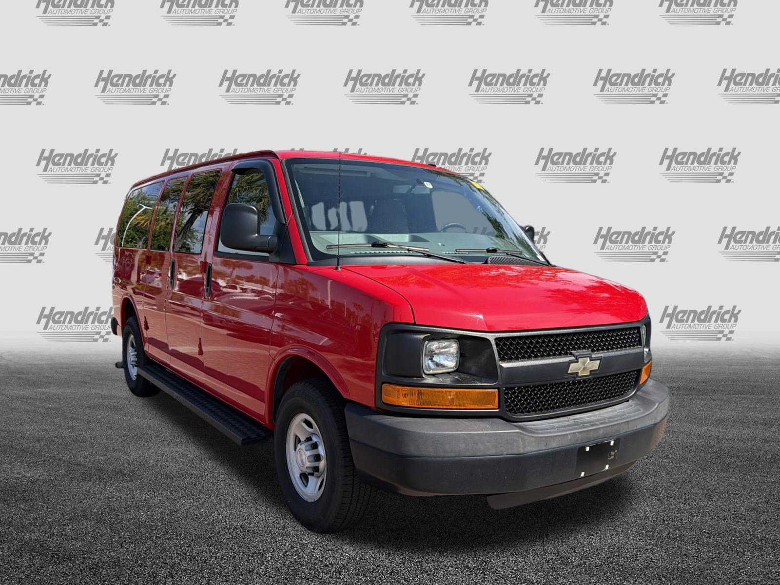 Used 2015 Chevrolet Express 3500 LS RWD image 2