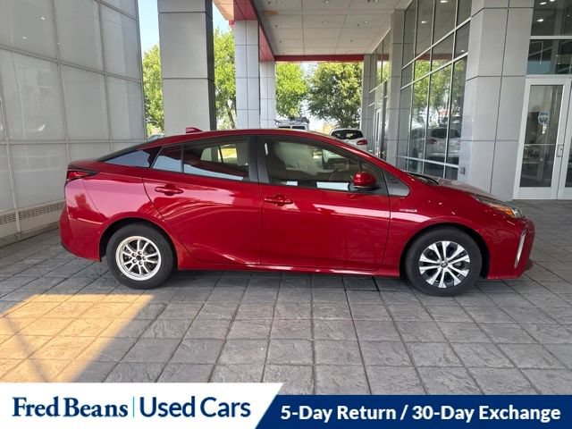 Used 2021 Toyota Prius LE w/ Carpet Mat Package (TMS) AWD/4WD image 5