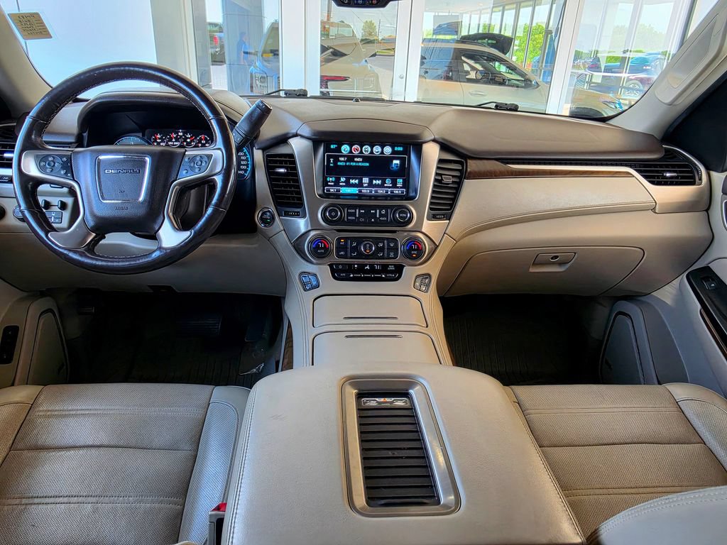 Used 2018 GMC Yukon Denali w/ Denali Ultimate Package AWD/4WD image 20
