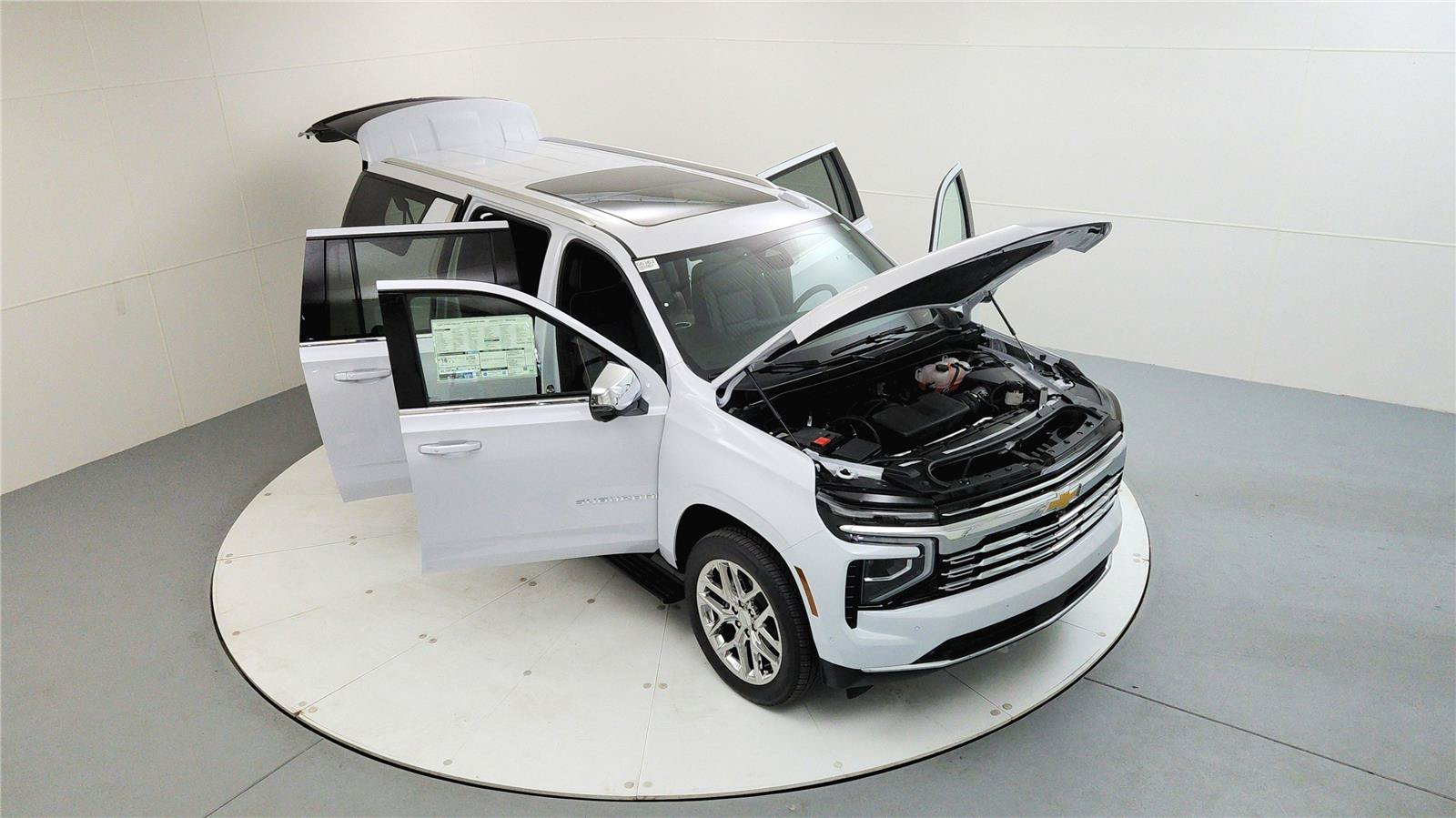 New 2026 Chevrolet Suburban Premier AWD/4WD image 15