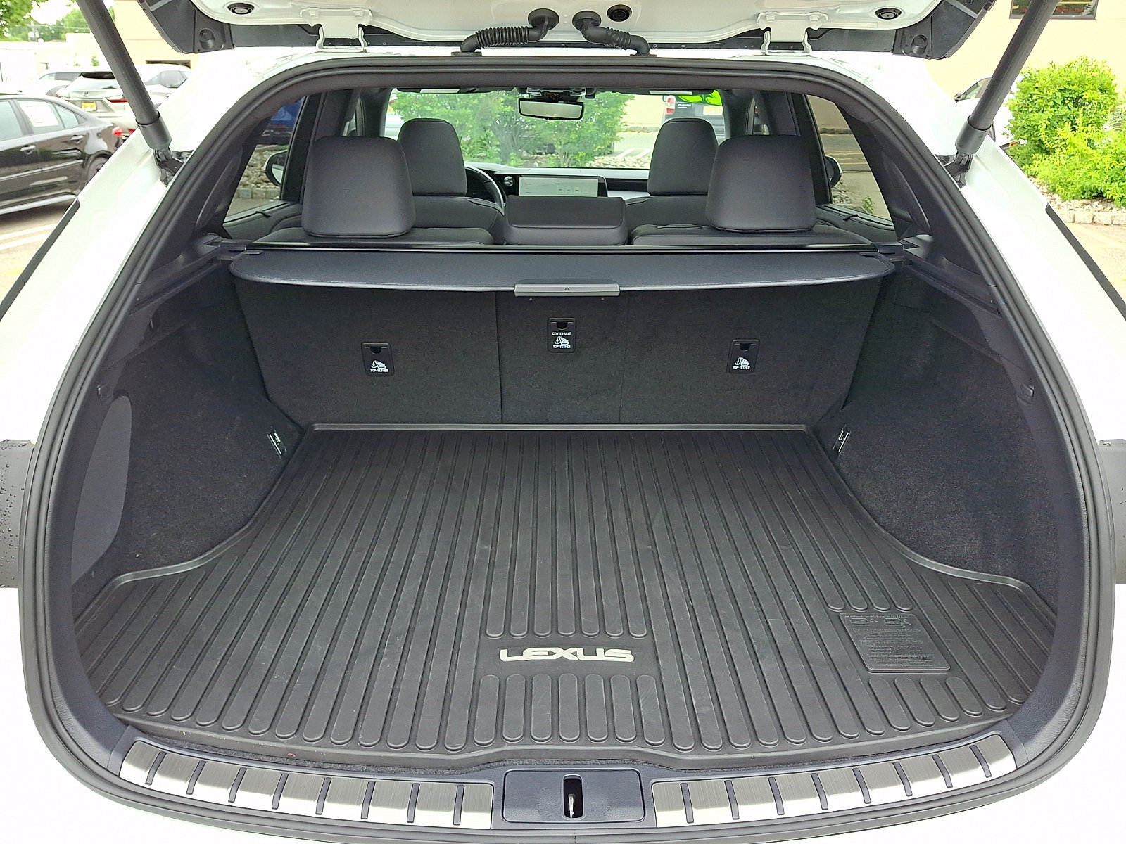 Certified 2025 Lexus RX 450h AWD w/ Convenience Package image 29