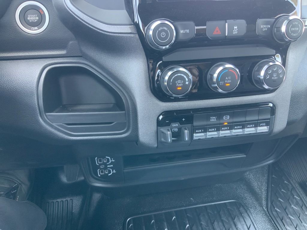 New 2025 RAM 5500 Tradesman image 18